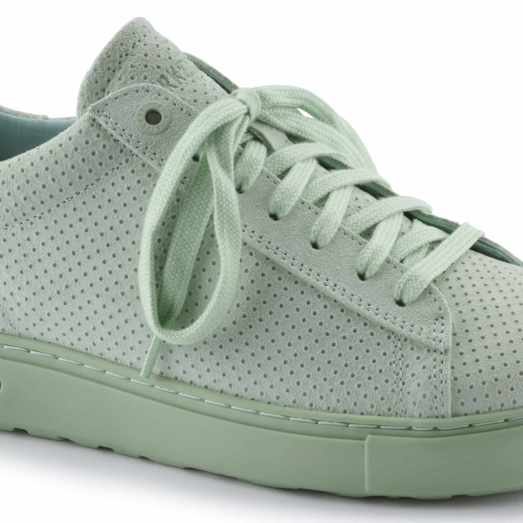 Bend Low Suede Embossed